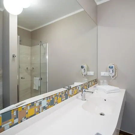 호텔 & Trzy Wyspy 3*