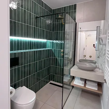 호텔 & Trzy Wyspy 슈비노우이스쳬