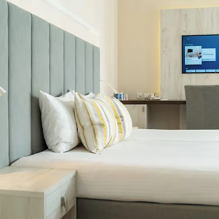 & Trzy Wyspy 3* 슈비노우이스쳬