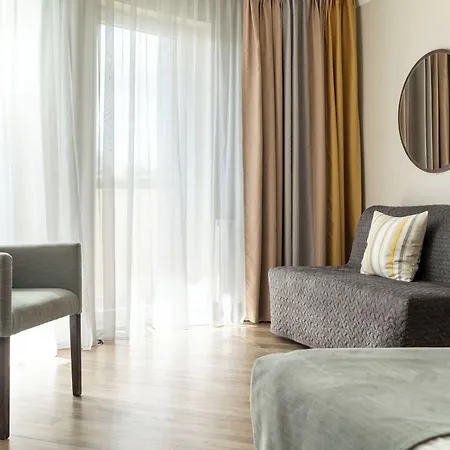 酒店 & Trzy Wyspy 3*