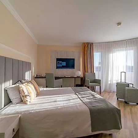 Otel & Trzy Wyspy 3*