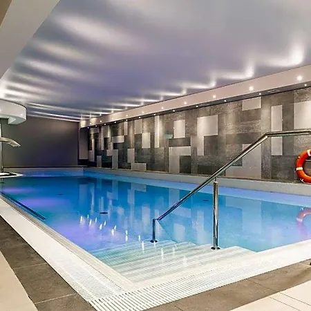 & Trzy Wyspy Otel