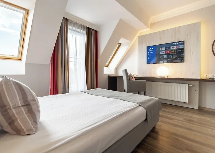 & Trzy Wyspy Otel 3*